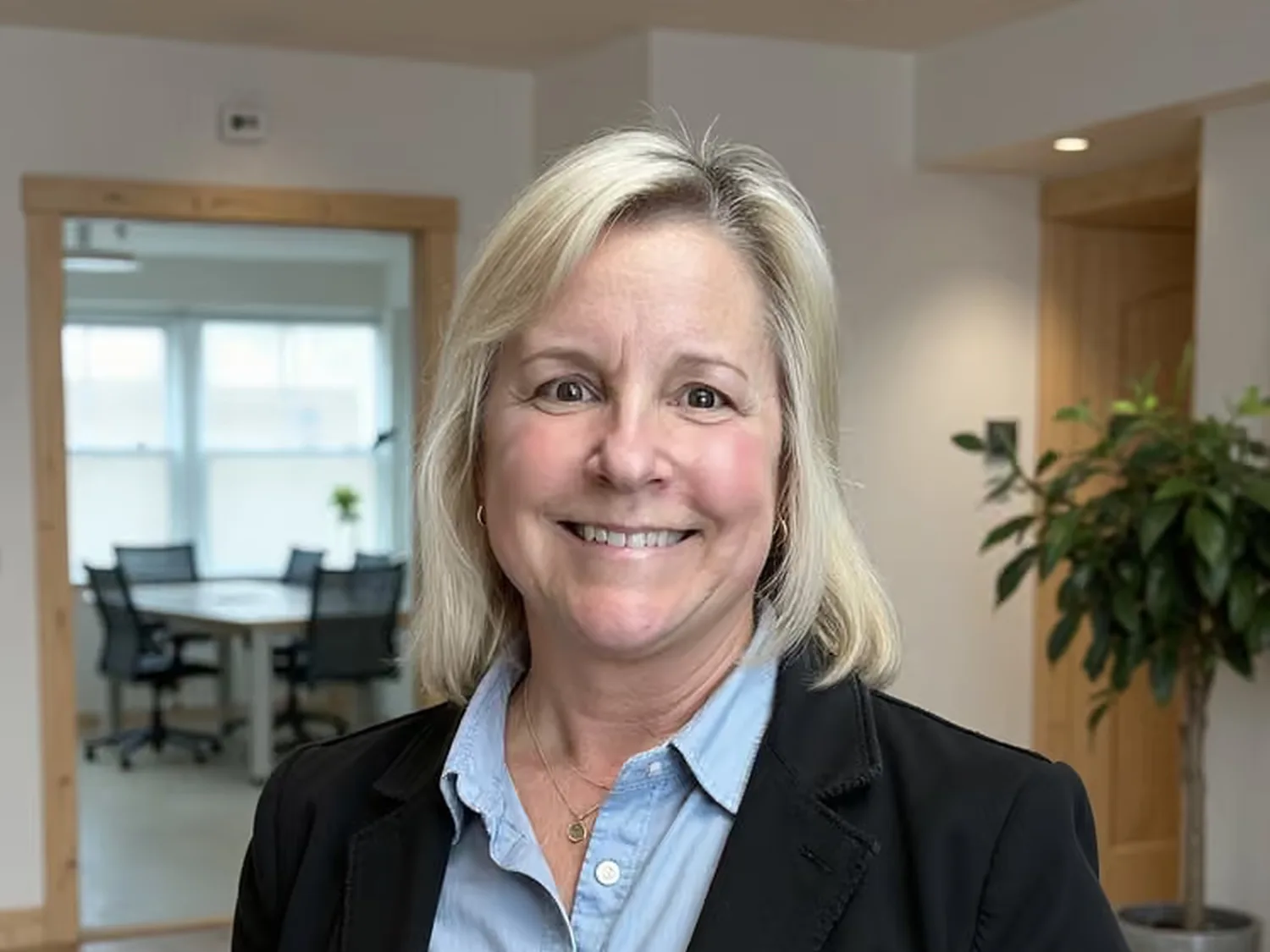 Portrait of Lorin Port, Founder and Consulting CFO of One Abacus Advisory.